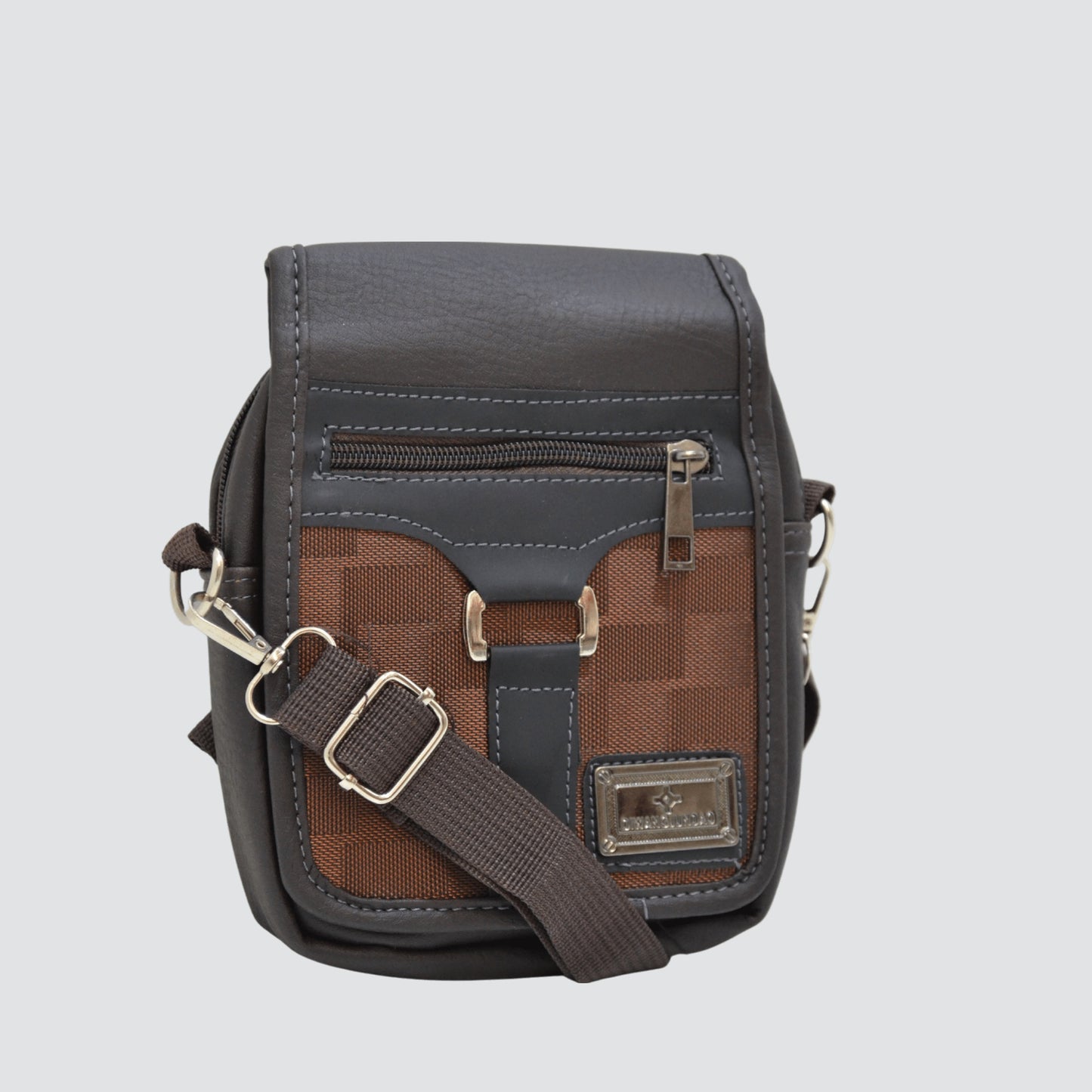 G2589 Men Crossbody Bag