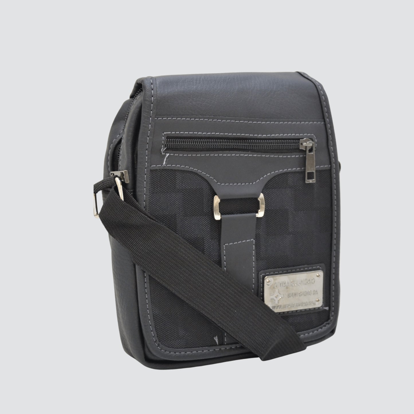 G2589 Men Crossbody Bag